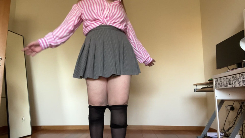 bitetwin9: Anal Hole Close up Examination by Her Boss