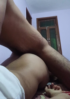 Rishi: Penis mojego męża jest mały, więc proszę ugasić pragnienie mojej...