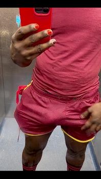 I Am Commando, in a Lift with a Big Mirror, so I Am Showing It off