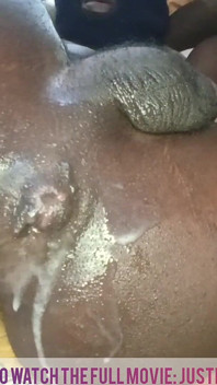 Fearless Bubble Butt Blast com um pau de silicone