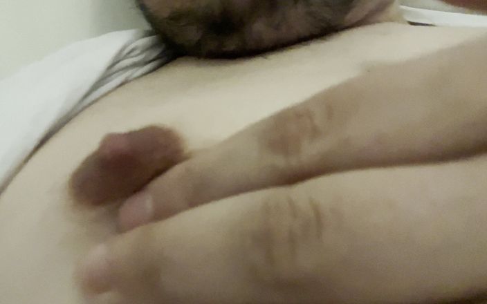 Aimeronds: 젖탱이 애인, 널 위한 이게 뭔지