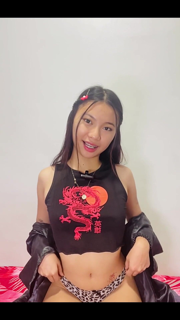 Cherrryblisss: Cute Girl
