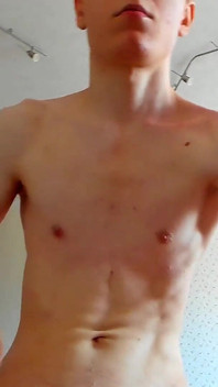 18 yaşındaki kızın ilk boşalması