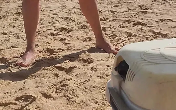 Morbosete000: On the Nudist Beach