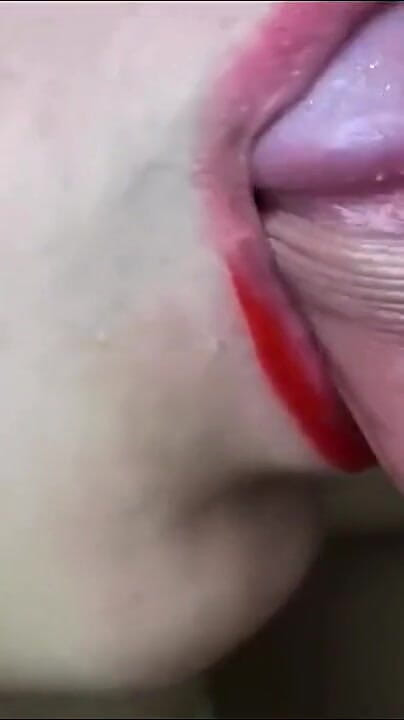 Fucked the Beauty Deep in the Mouth (Kitty Elfia)
