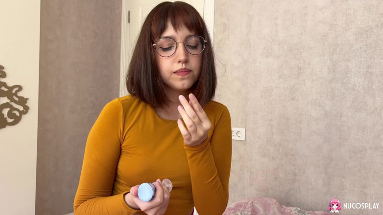Nu Cosplay: Velma scopa il pervertito che era su di lei