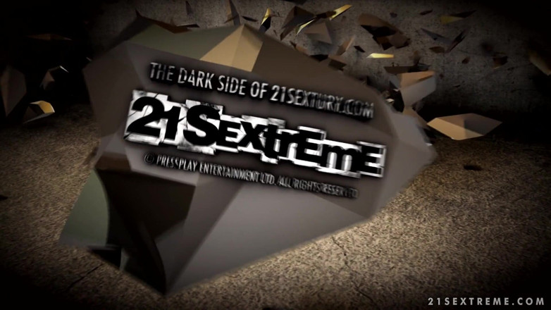 21 Sextreme: 21 SEXTREME。ティナ・ケイは、信じられないほどの叩いた後に爆発的なPOVザーメンを受け取ります