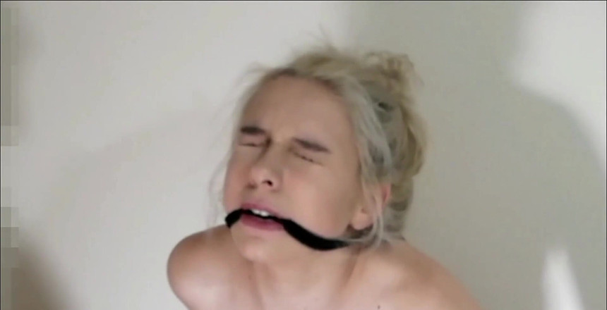 Samantha Flair: Saya tidak pernah posted ini tetapi tertanya-tanya jika ada apa-apa...