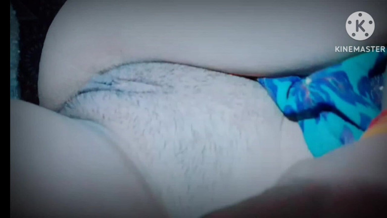 TricolorMusic3: Saya terdesak untuk mengongkek pepek saya, saya begitu luar kawalan...