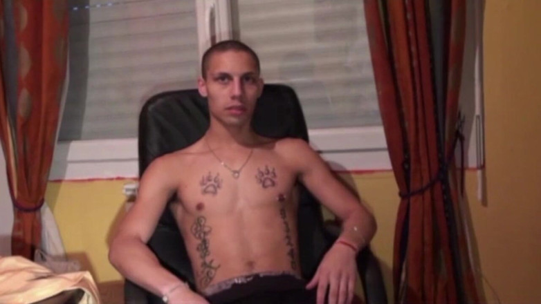 STRAIGHT BOY CURIOUS: Sexy jonge latino hetero wathcin homoporno