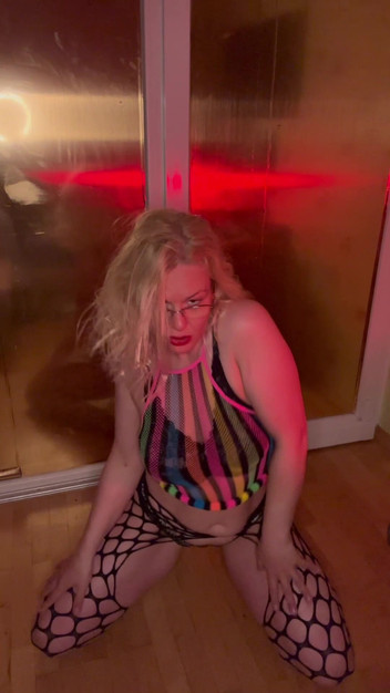 Putarankahotmilf: Tarian seksi