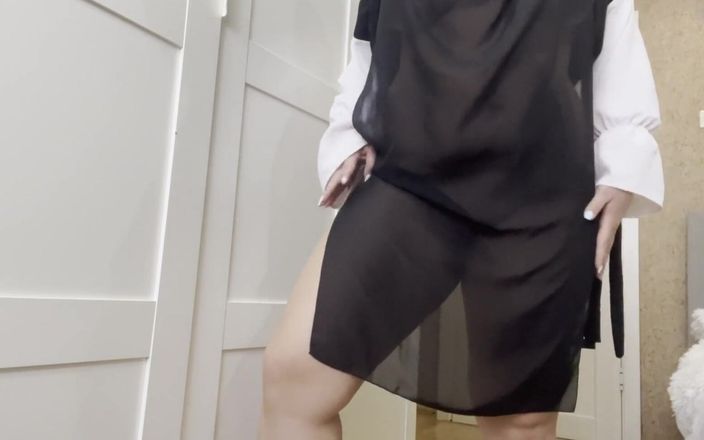 Lux Eva: Tante seksi arab dengan toket besar lagi asik masturbasi memeknya