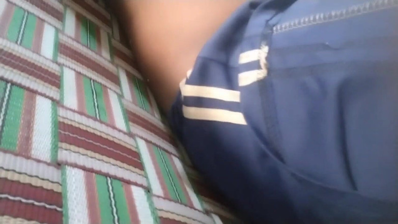 Desi Tits: ควยใหญ่อินเดียชักว่าว หนังโป๊เกย์ Desi เย็ดหนุ่มร่างสองหนุ่ม