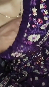 18 lat Hot Bengali Desi Bhabhi Ke Gorące cycki i ciasne cipki, Bhabhi Ki Saat Chudai Kar Piri Raat Chota Bhabhi Ki Room Mein