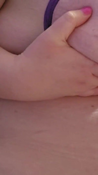 Ogromne cycki! BBW próbuje zniewolenia piersi