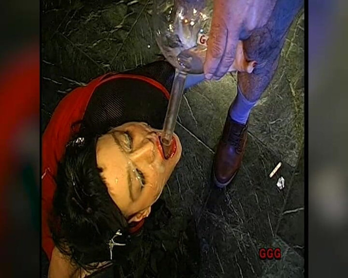 Casting GIRLS AND FIRST PORNO: Ggg - Betty's Wild Gang Bang Bukkake: Cum Soaked Face Fuck