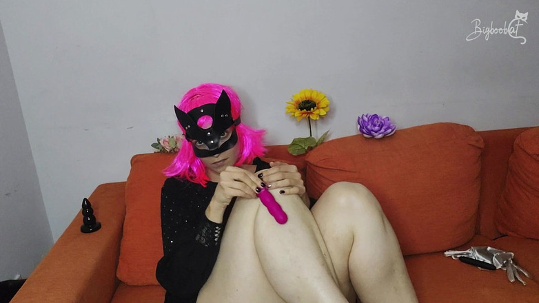 BigBoobCat: 我的终极幻想：天然巨乳、阴户面具和单人高潮