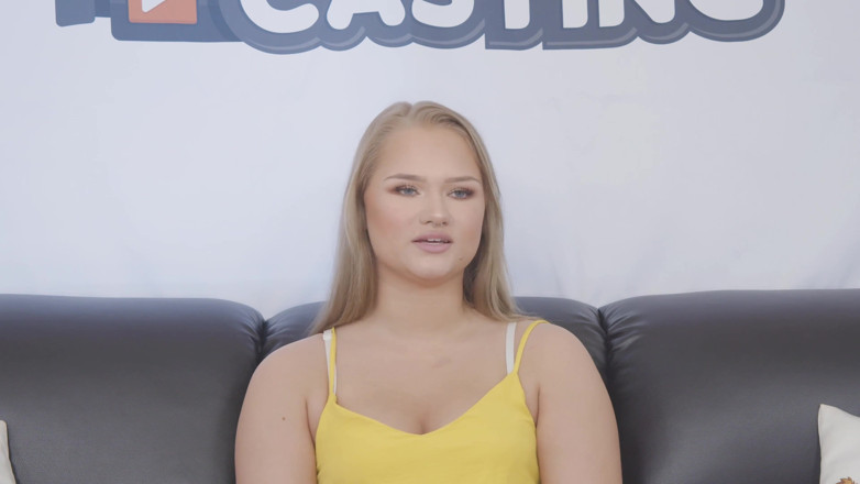 PornDudeCasting: ฮาร์ลีย์ คิง