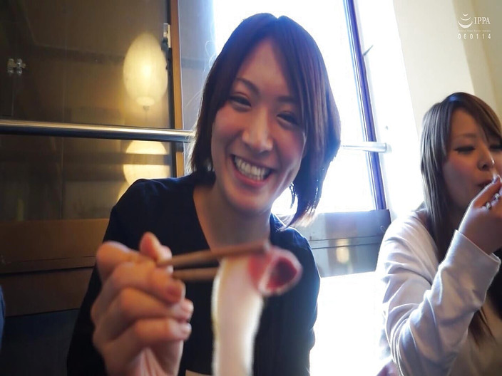 MBM3988: M604G06 グルメポートにご褒美をもらってやってきた専業主婦の欲求不満妻