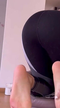 Piedi Belli E Caldi
