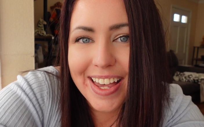 KinkyKatie: 周五愉快！现在星期五是为了，我等不及要继续和你分享我喜欢的所有东西！
