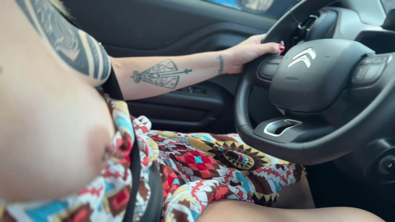 Couple dna: Unpublished a Lady in the Supermarket Accepted a Ride From...