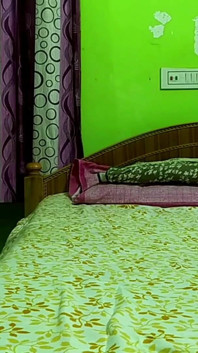 Patna sital bhabhi хардкорно свердлить свою дупу і пизду з сусідським чоловіком