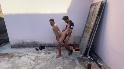 Leandro e Asafe: Beni sokakta mastürbasyon yaparken gördü ve kimseye onunla yatmam gerektiğini...