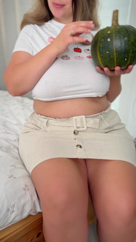 My Wife's Huge Breasts Love to Be Admired.