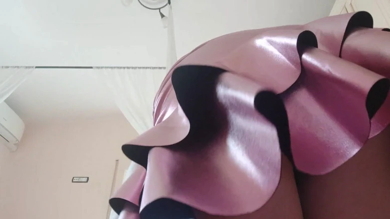savannahamatoriale: A Nice Loud Ass with a Short Whore Skirt