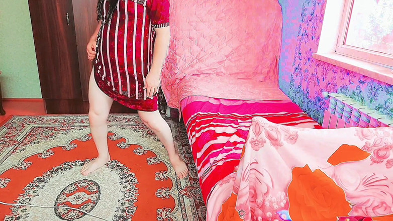 Kitty_Cross: 几天的腿：炫耀我美丽光滑的皮肤！