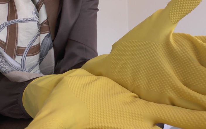 Lady Victoria Valente: Perverse Masturbation Instructions for Milking Sow! POV, JOI, Lady Victoria...