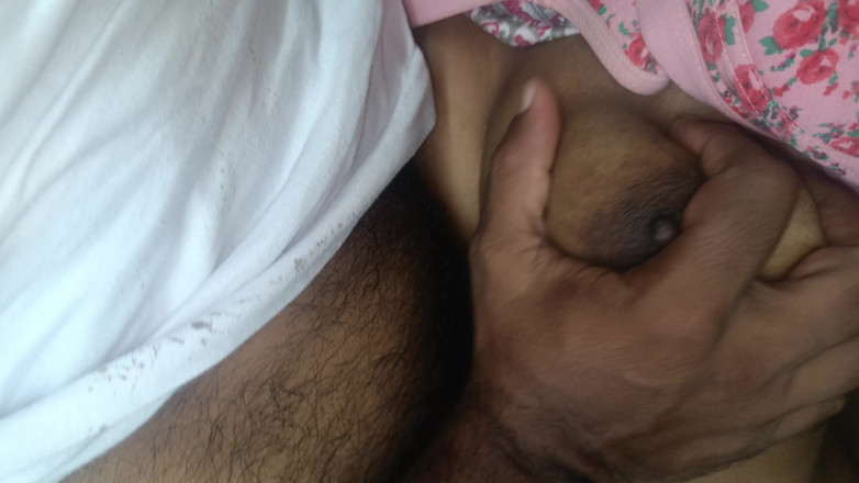 Wonder: Ibu rumah tangga ngentot di dapur