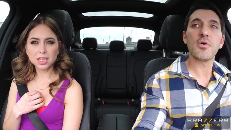 BRAZZERS: Brazzers - Johnny Sins Condimente hottie minionă Riley Reid viața sexuală...
