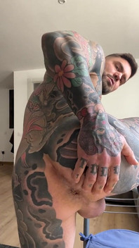 Gros Sexe Reçoit Du Lait