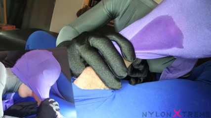 Nylon Xtreme: ケイティとzentaiキャットウーマンはフェラチオ包みナイロンを作ります