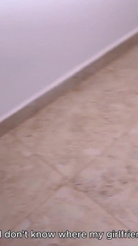 Trovo Una Bella Ragazza Bianca Nella Vasca Da Bagno E Scopo La Sua Figa Rosa - Povlatingirl