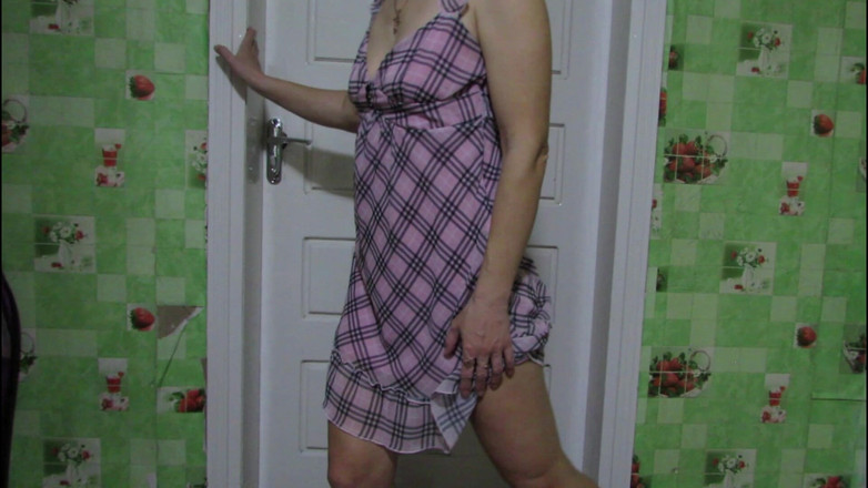 SexyAnka: 他惩罚了他好玩的妻子。用俄语交谈