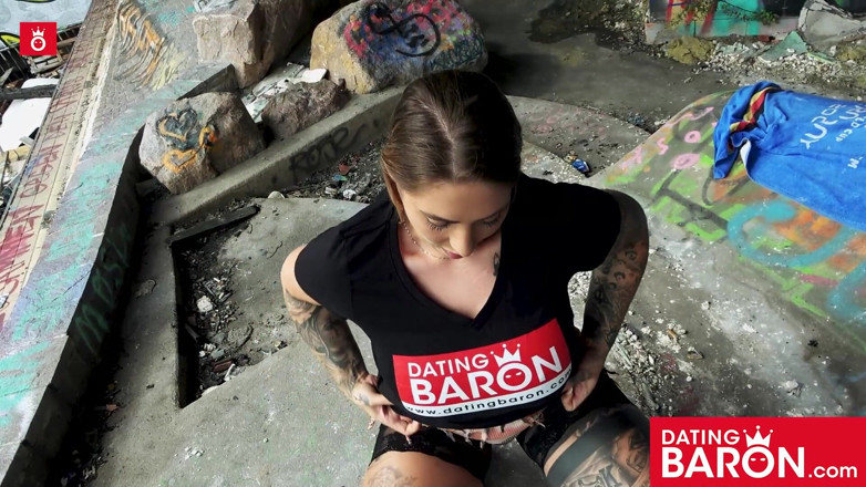 Dating Baron: Грязный трах грудастой Mia Blow на открытом воздухе! Знакомство, барон