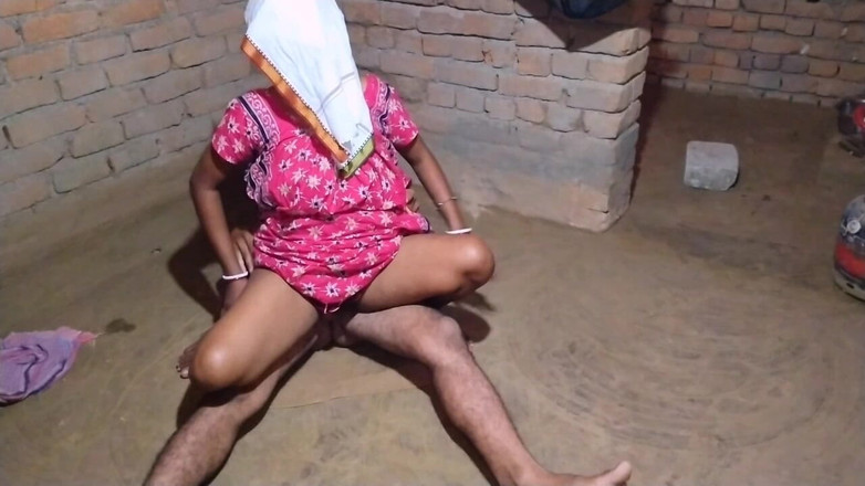 Pumi: Kamwali Ke Sath Hard Chuday Rat Me
