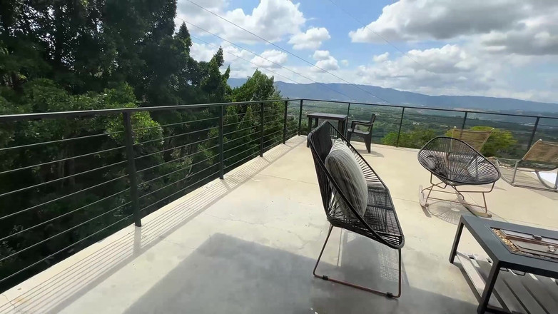 La Rola: Kolombiyalı Güzel, Vajinasına Büyük Bir Sperm Yığınca Kadar Hamile Sevişti.