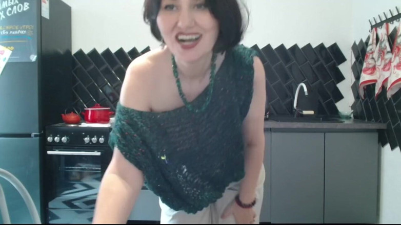 ANGELA_LADY: Seus peitos são fantásticos