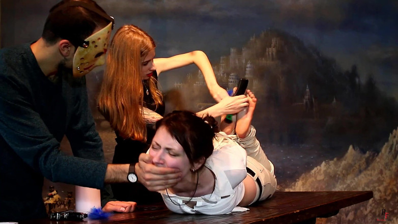 RF studio: Brutta giornata per l'agente Anima (personalizzato)