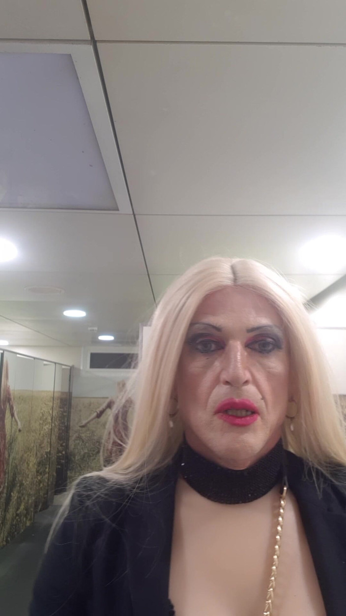Tatiana Zorrita: 熟女 Crossdresser