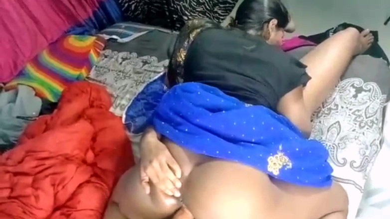 BanglaSexy24: バングラデシュの新人主婦カムサービス - おもちゃクソエッチ エッチな女の子は電話で利用可能ハードコアファックを楽しむ最高の瞬間