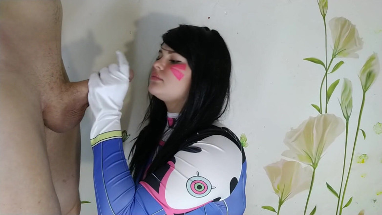 LizAngel: D.VA sucked a big dick