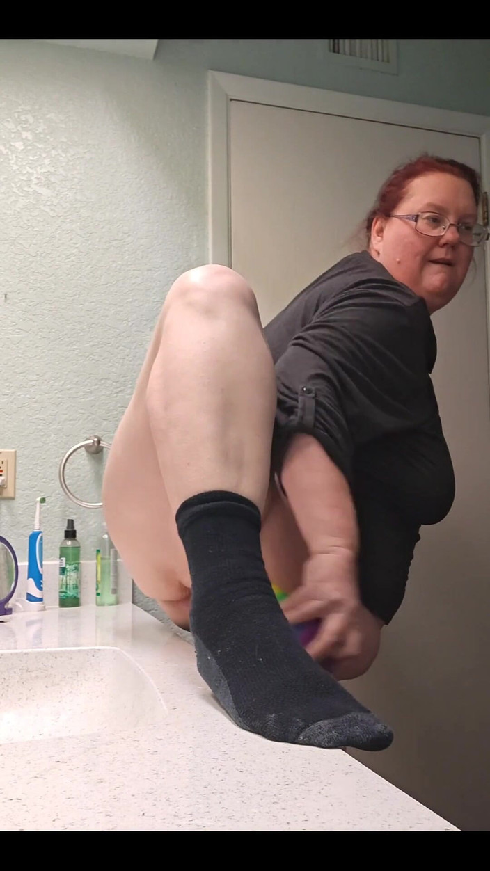 Misssunshinevip: Bathroom Solo