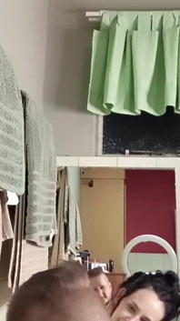 Conhecendo minha colega de quarto