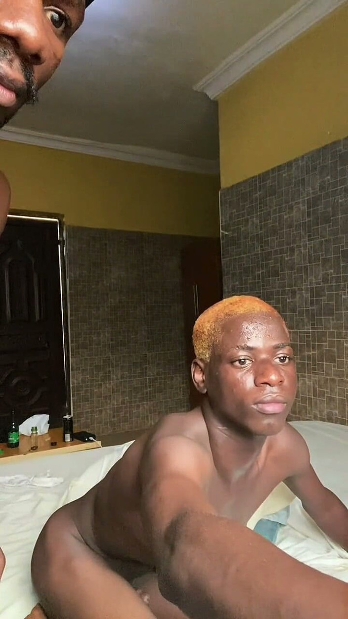 BLACKSHOOTERR: Stepfather Fucking Little Stepbrother and He Enjoyed It.