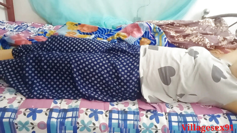 Villagesex91: नवविवाहित गांव की भाभी की चुदाई